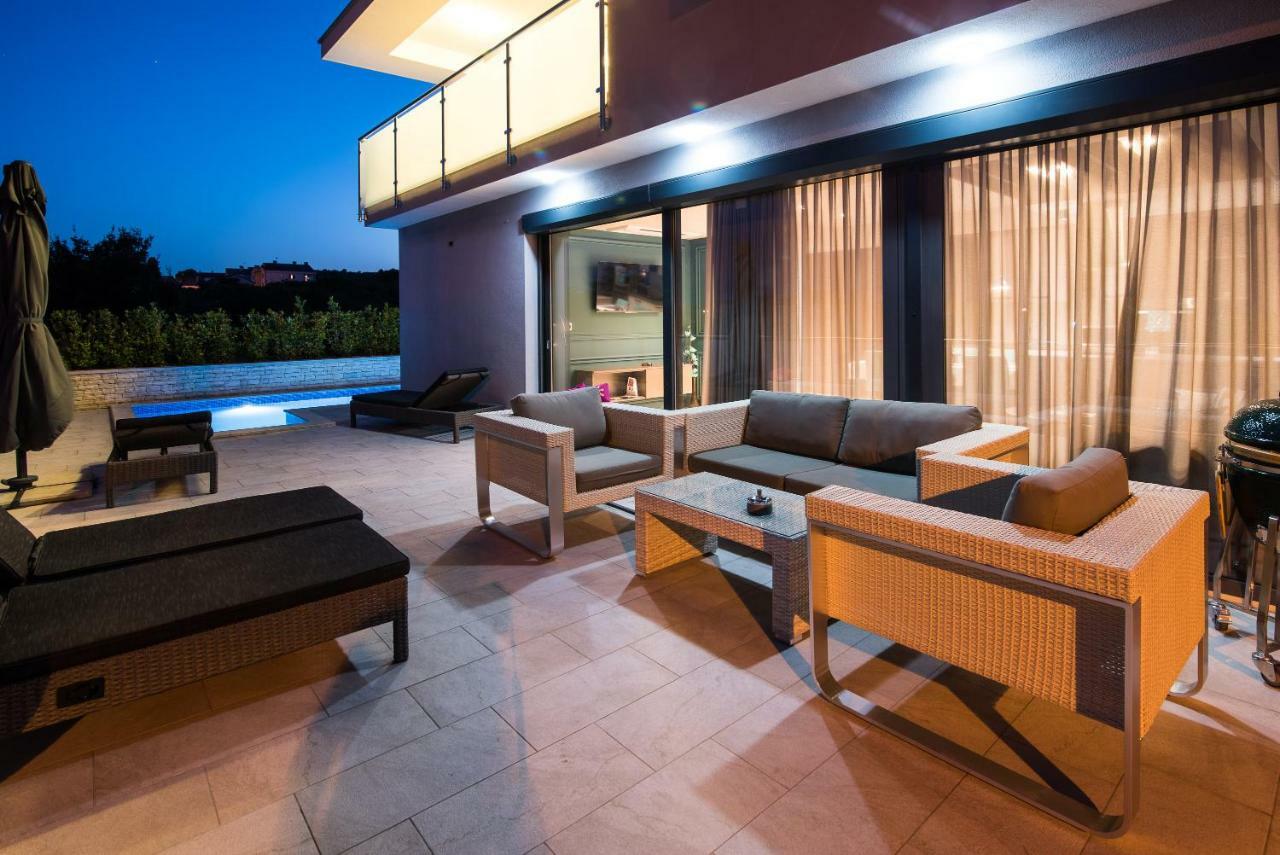 Luxury Apartment Imperia Krk Town Exterior photo